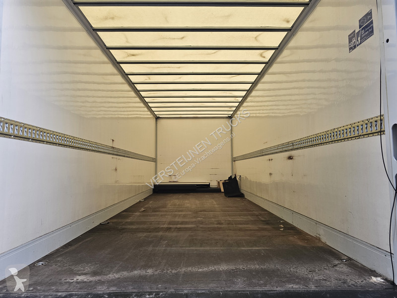 Kamion Iveco EURO CARGO 220 / LES / SCHOOL /...
