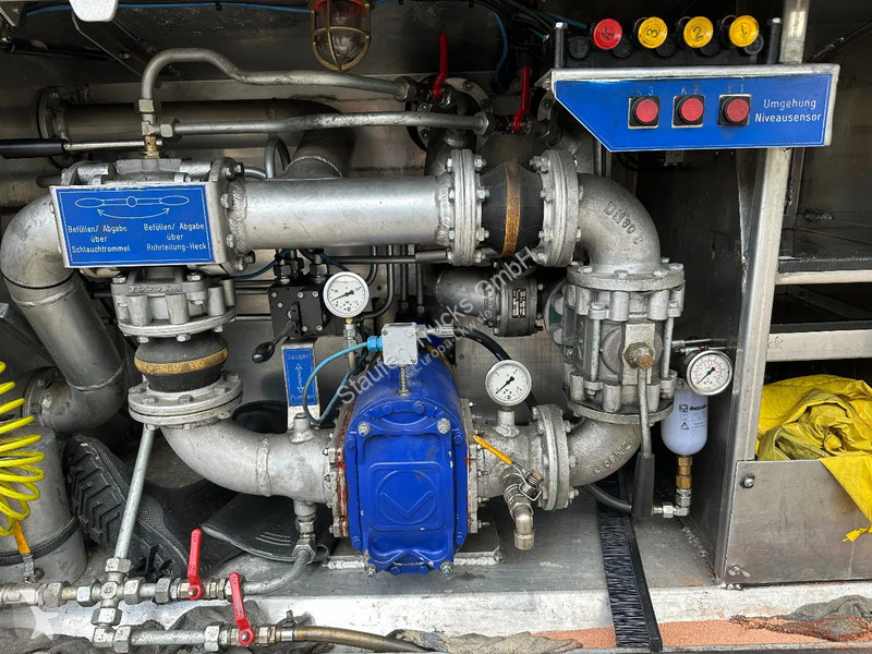 Kamion Scania 440 6x2*Willig*Tank Altöl+Filter...