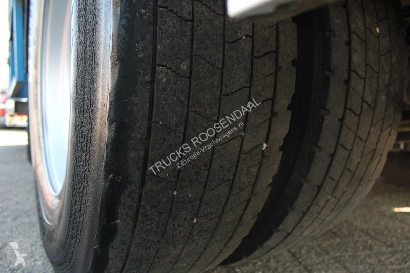 Vrachtwagen Volvo 280 + EURO 6 + LIFT + PERFECT...