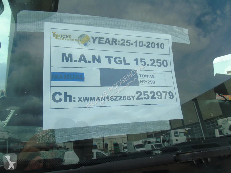 Kamion MAN 15.250 + MANUAL + EURO 5 + LIFT