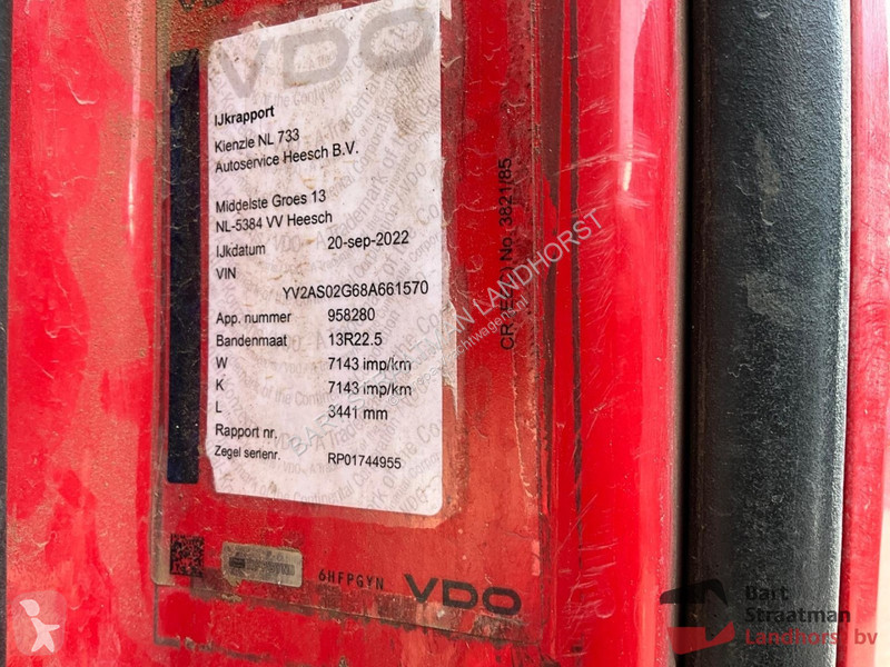 Kamion Volvo 440 10x4 Euro 5 geisoleerde asfalt...