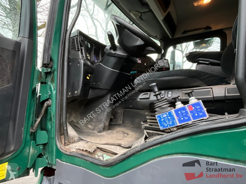 Kamion Mercedes 4142 8x8 Euro 6 Met 2 zijden...