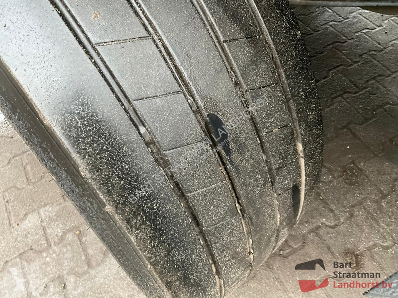 Kamion Volvo 440 8x4 Euro 5 met NCH 30Ton...