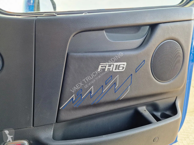 Camion Volvo 16700 Globetrotter 6x2*4 -...
