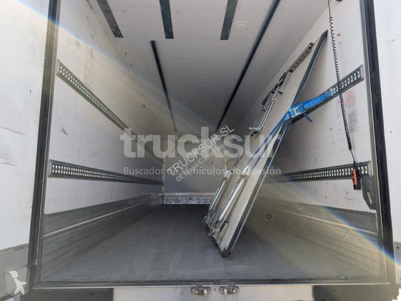 Kamion Renault ejes 6x2*4 D320.26
