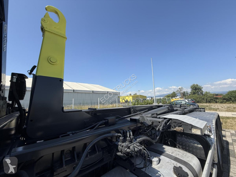 Camion Mercedes 2645