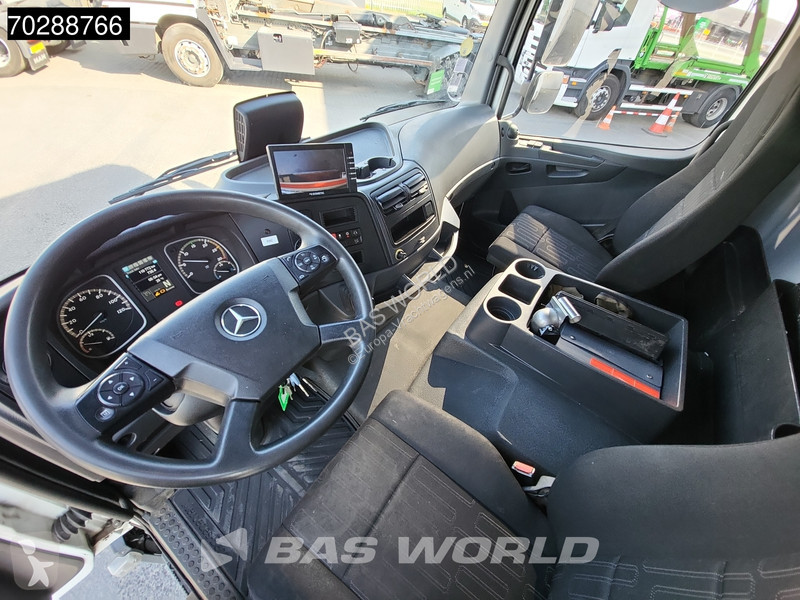 Kamion Mercedes 1221 4X2 Ladebordwand Euro 6