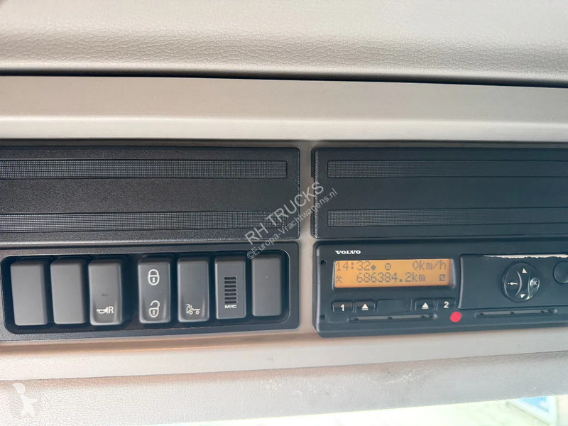 Kamion Volvo FL 250 4X2 EURO 6 + FASSI MICRO...