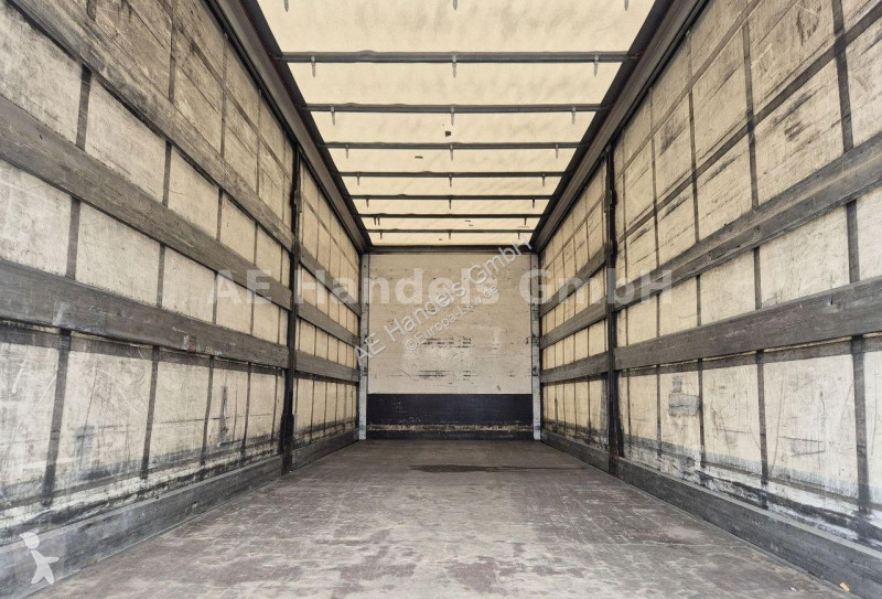 Camion Mercedes 1229