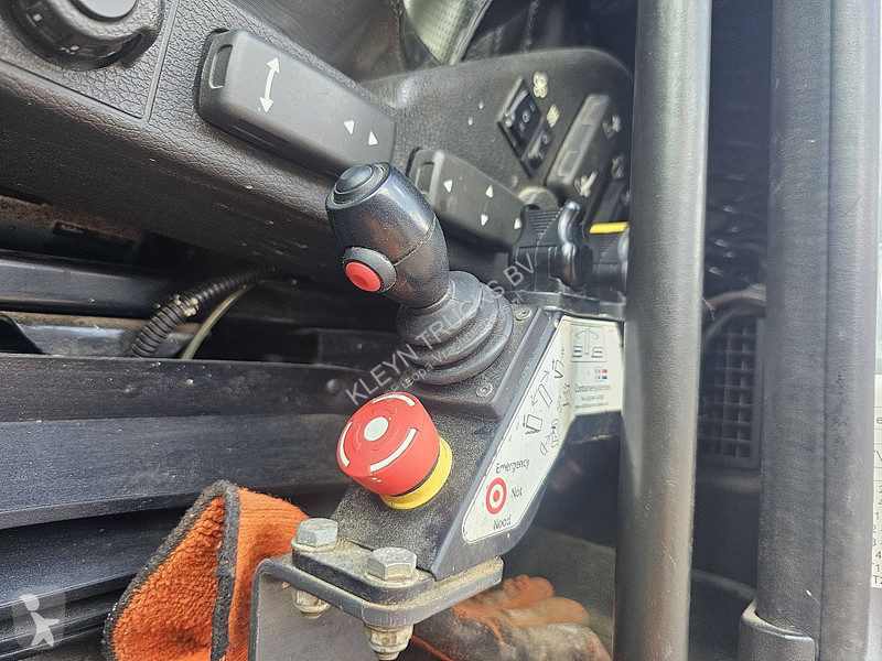 Kamion Volvo 6X4 BOOGIE LIFT VDL