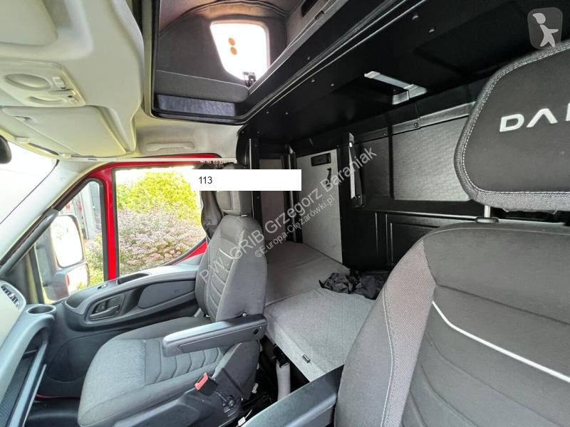 Camion Iveco 72C18 EURO6E CONTAINER+LIFT 1.HAND
