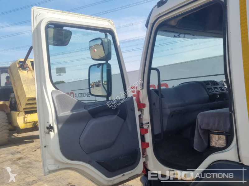 Camião  LF45