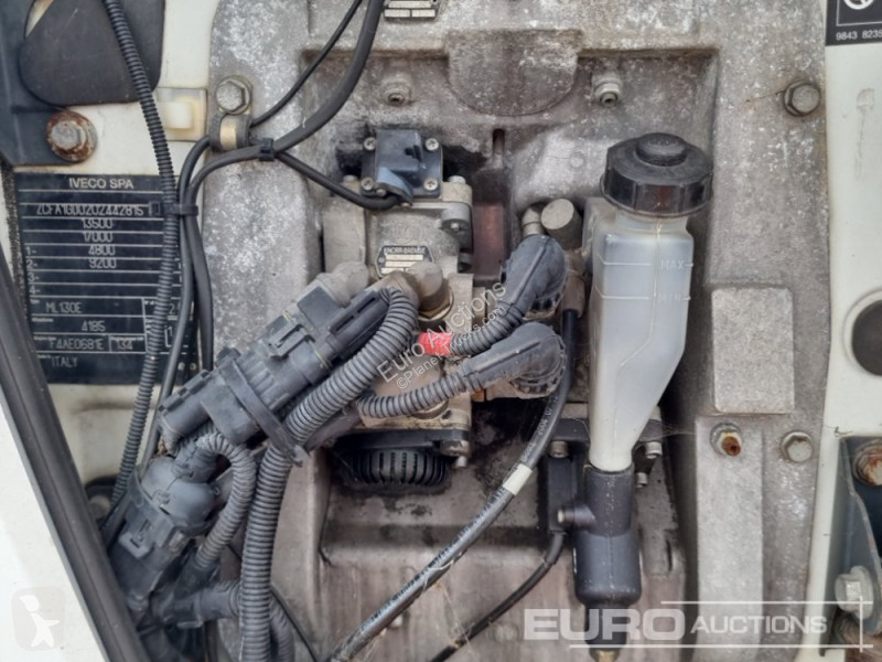 Camion Iveco 130E18