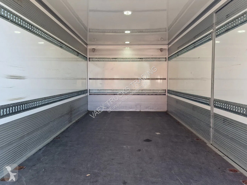 Kamion Iveco 75-190 Isotherm box - Zepro...