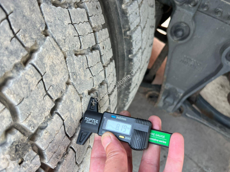 Lastbil Volvo 420 6x2 Carrier Supra 850 Mt /...
