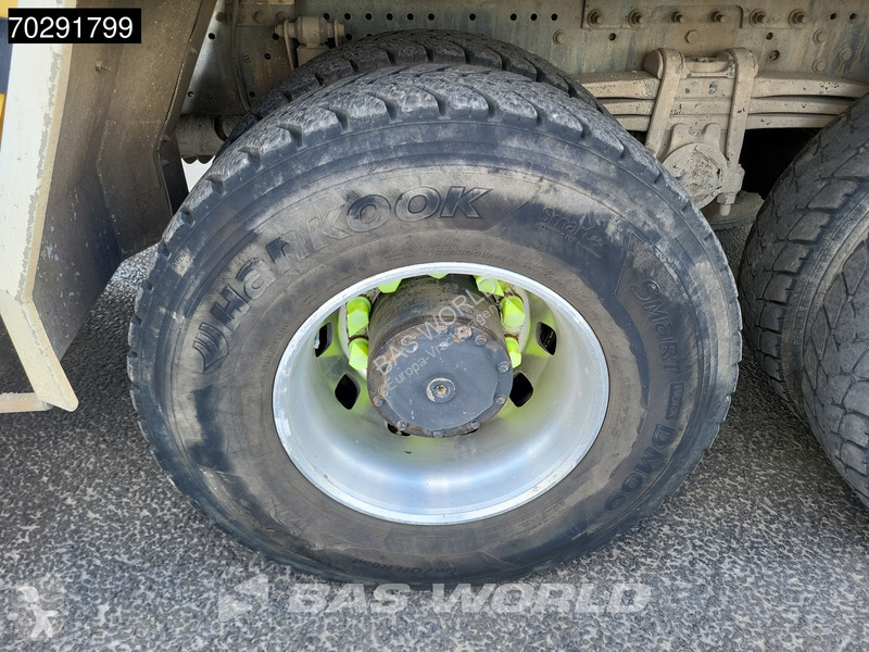 Camion Mercedes 3241 8X4 9m3 Schwing Stetter...