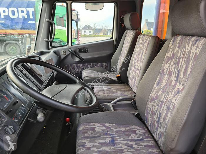 Camion Nissan 210 / Manual / full steel...