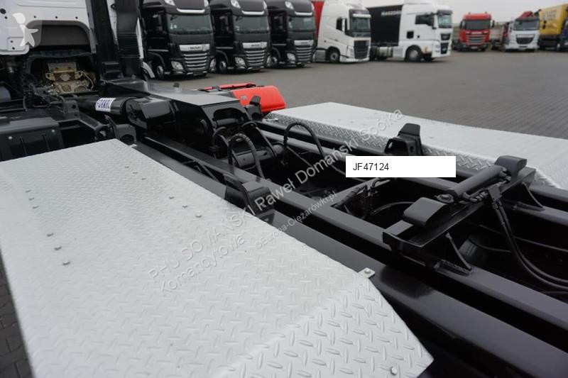 Camion Mercedes AROCS / 2645 / ACC / EURO 6 / 6...