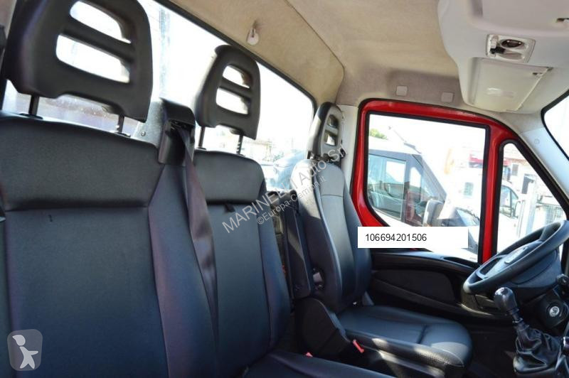 Véhicule utilitaire Iveco 35C13 2.3 CASSONE...