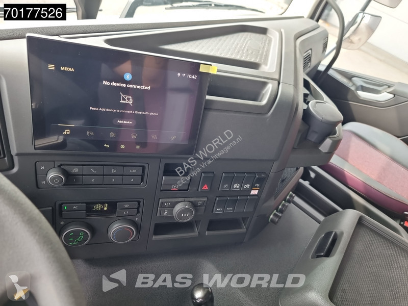 شاحنة Volvo 520 10X4 NEW 50T Payload 30m3...