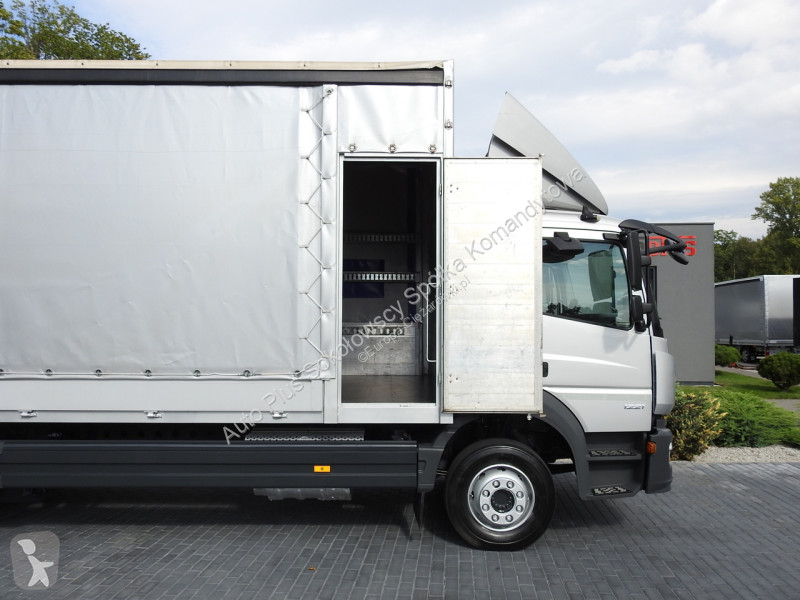 شاحنة Mercedes 1221 ATEGO