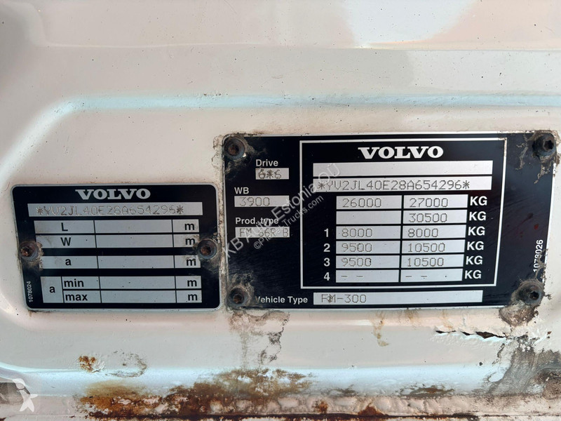 Camion Volvo 300 6x6 WASTE 4 + CLEAN WATER 8 m3...