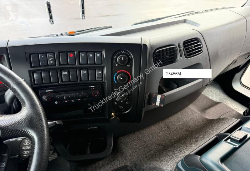 شاحنة Renault 586 D Wide 18.320