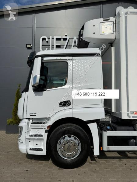 شاحنة Mercedes 2530