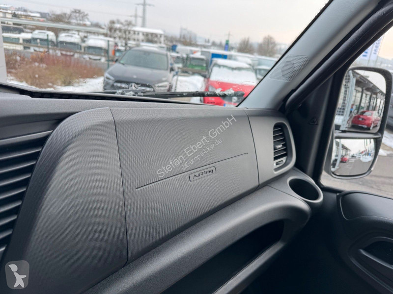 شاحنة Iveco 70C18 H 3.0L...