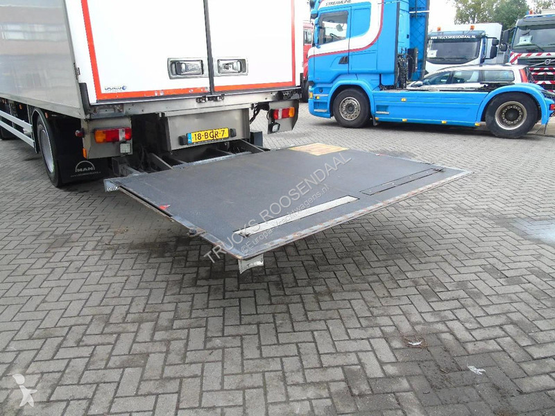 شاحنة MAN 18.250 + carrier supra 850 + euro 6 +...