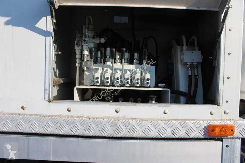 شاحنة Renault 220 + 14METER + EURO 5
