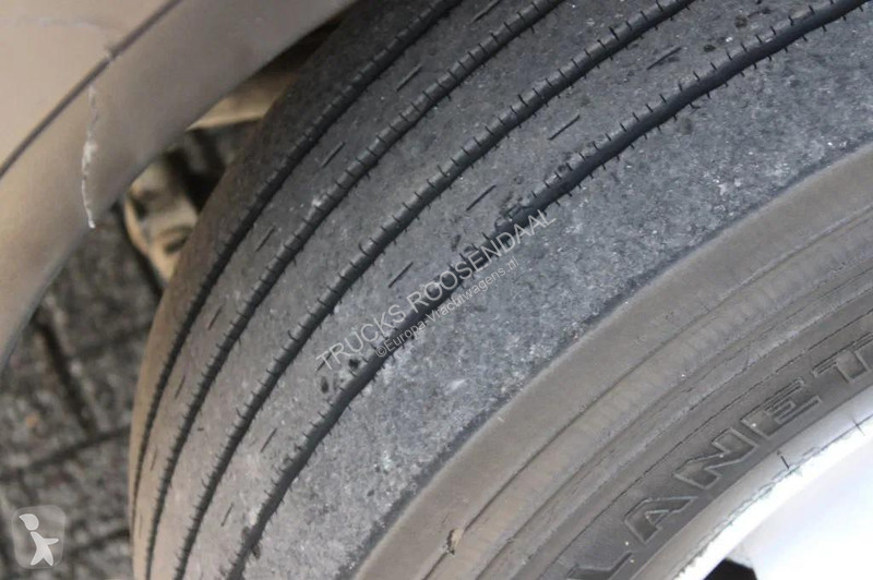 شاحنة Iveco 120E21 + Euro 6 + Dhollandia Lift +...