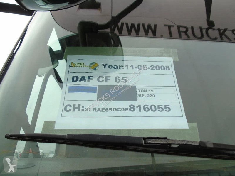 شاحنة DAF 65220 + LIFT