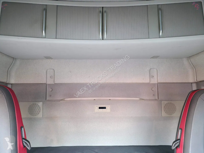 شاحنة Volvo 13460 Globetrotter 6x2*4 - BDF - I...