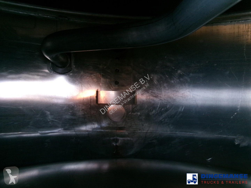 Lastbil Volvo 280 4x2 fuel tank 13.3 m3 / 4 comp