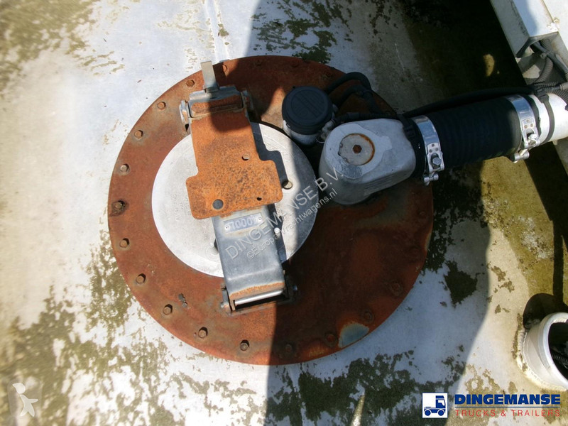 Lastbil Volvo 260 4x2 dxi fuel tank 13.3 m3 / 4...