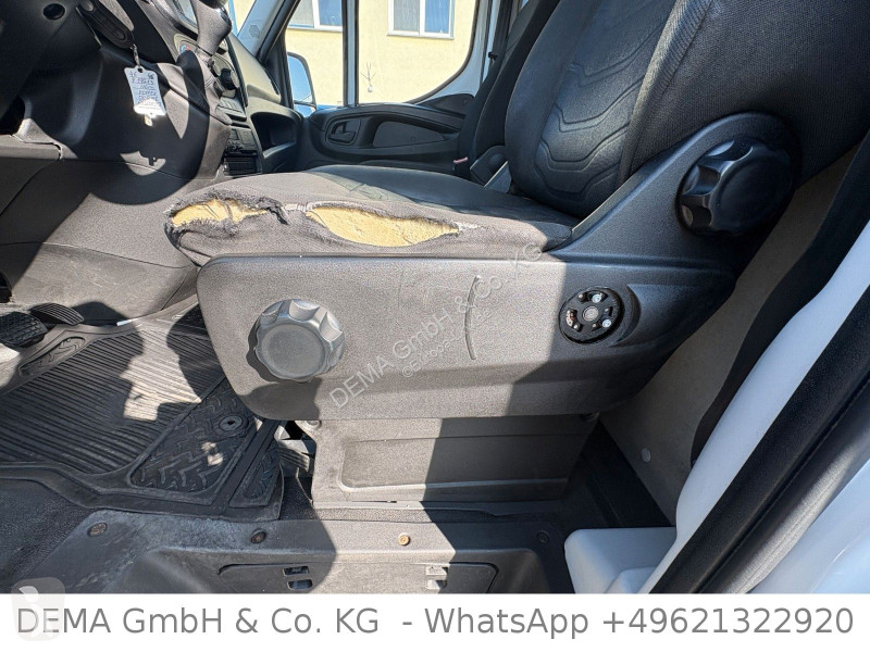 Грузовик Iveco...