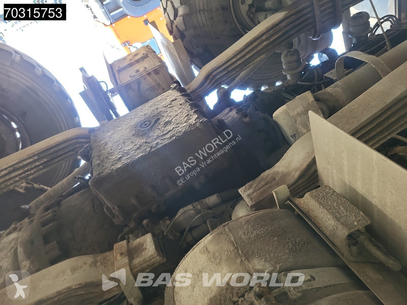 شاحنة Volvo 500  8X4 27m3 AJK Pusher 45Tons...