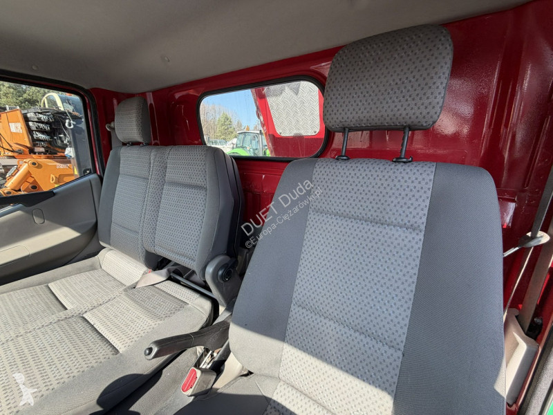 شاحنة Nissan Zwyżka Podnośnik Koszowy PALFINGER...