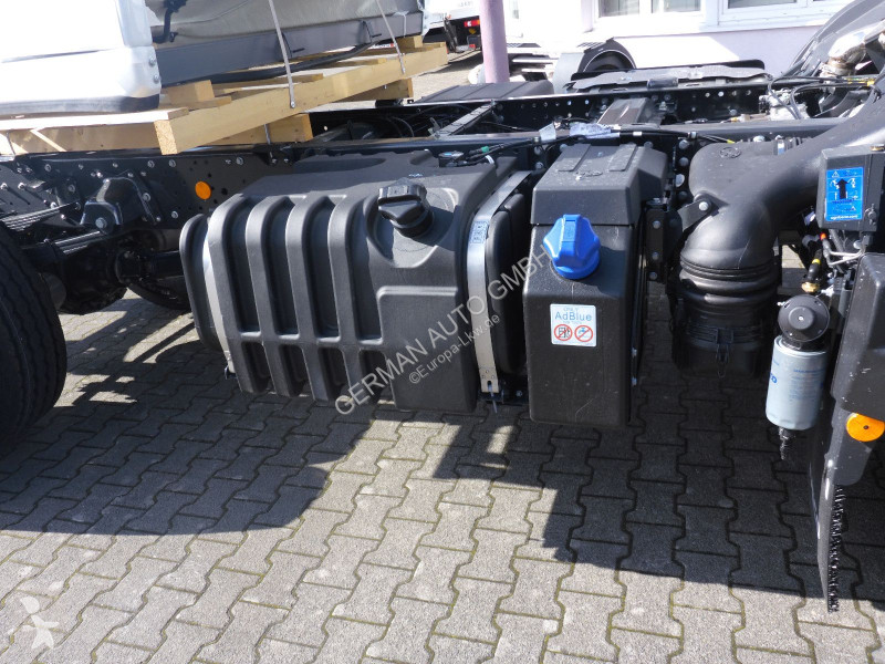 شاحنة Iveco 180E32K Radstand.3.690mm MY 26