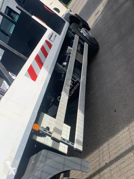 MAN  truck