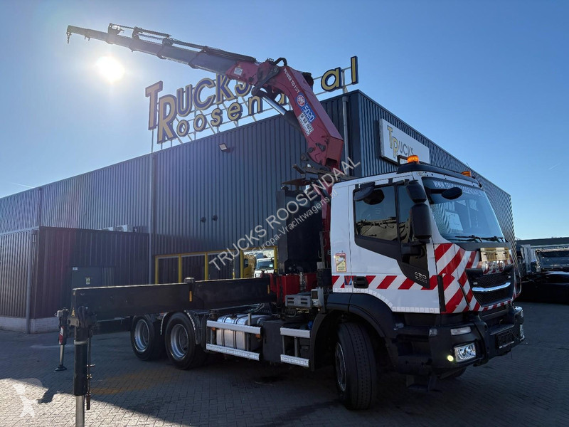 شاحنة Iveco 420 X-WAY + HMF 5020K-RCS 6x...