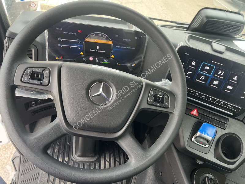 شاحنة Mercedes  3240 B 8x4