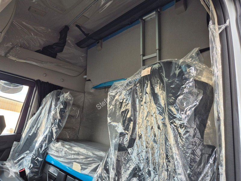 شاحنة Iveco XWay 530 6x2 Palfinger PK 20.501L...