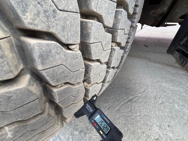 شاحنة Mercedes 2553 6x2*4 STREAM SPACE /...