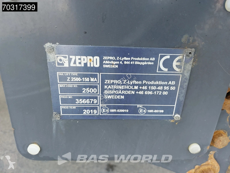 شاحنة Scania P500 P 6X2 BDF 2500kg adebordwand...
