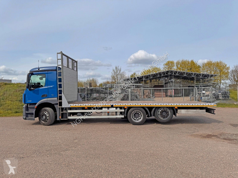 Camion Mercedes 6X2 Plateau 7,40m + 1,00 m...