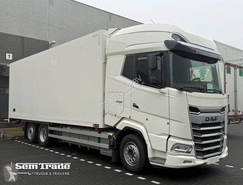 شاحنة DAF XG+ 530 R 6X2 50 CC COMI CARRIER TRS...