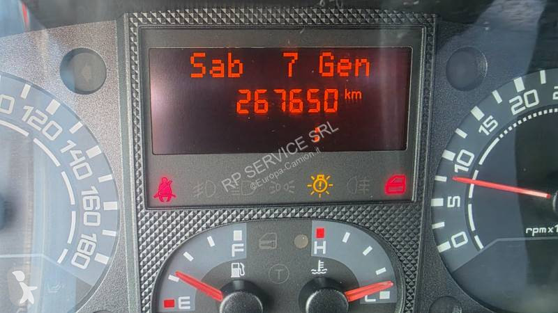 شاحنة Iveco