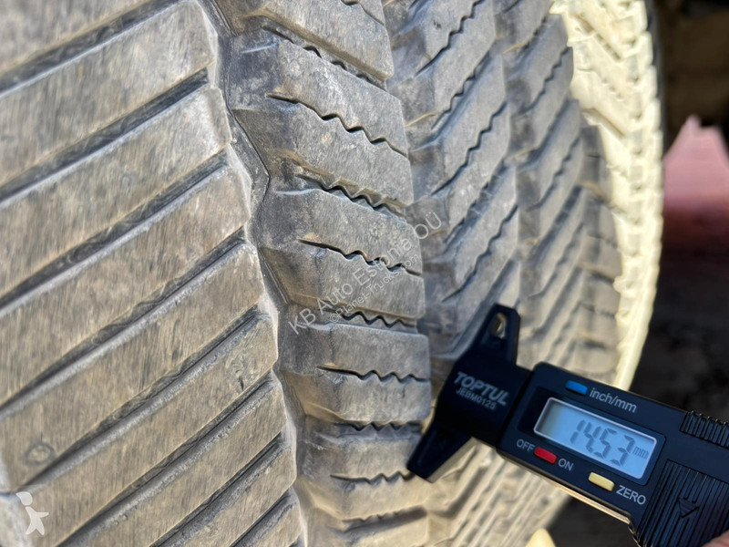 شاحنة Volvo 500 6x2 ThermoKing T-1200R / box...